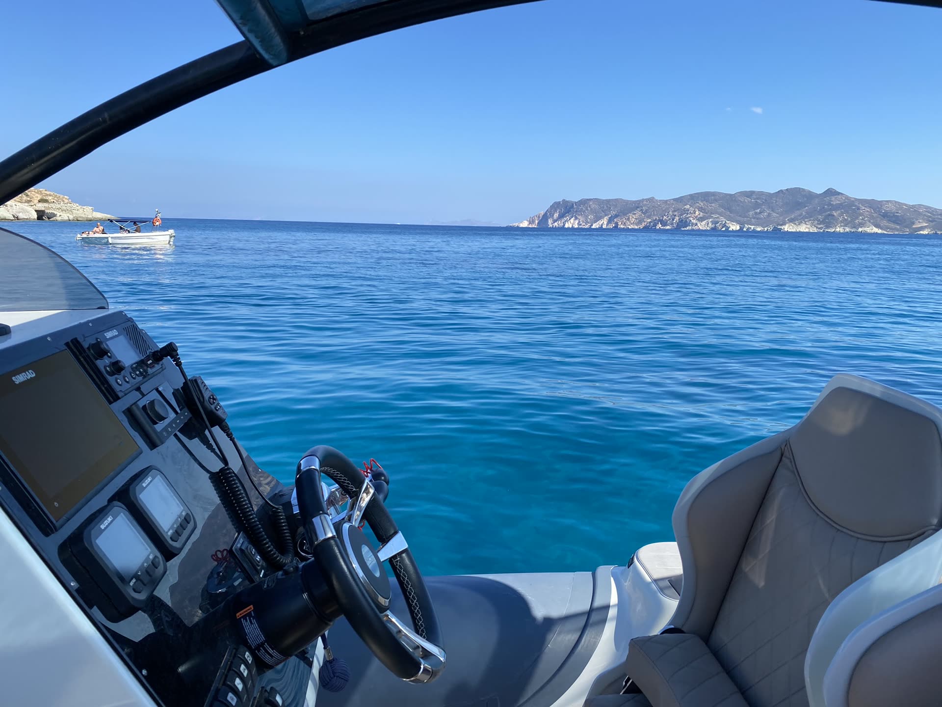 Storm 10m boat with twin Suzuki 250HP