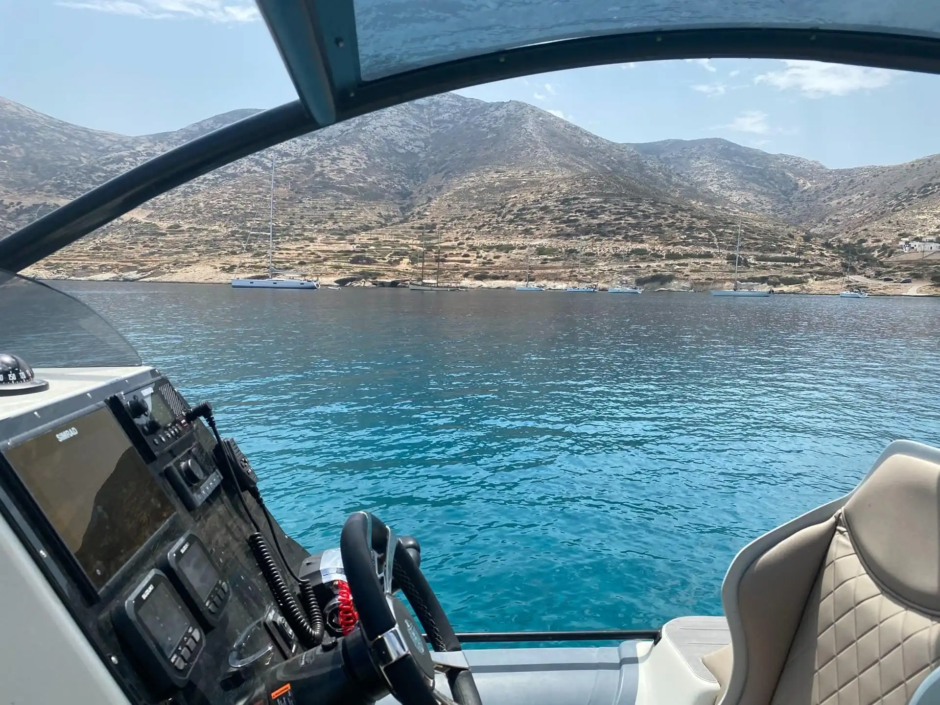 Hidden beaches of Milos