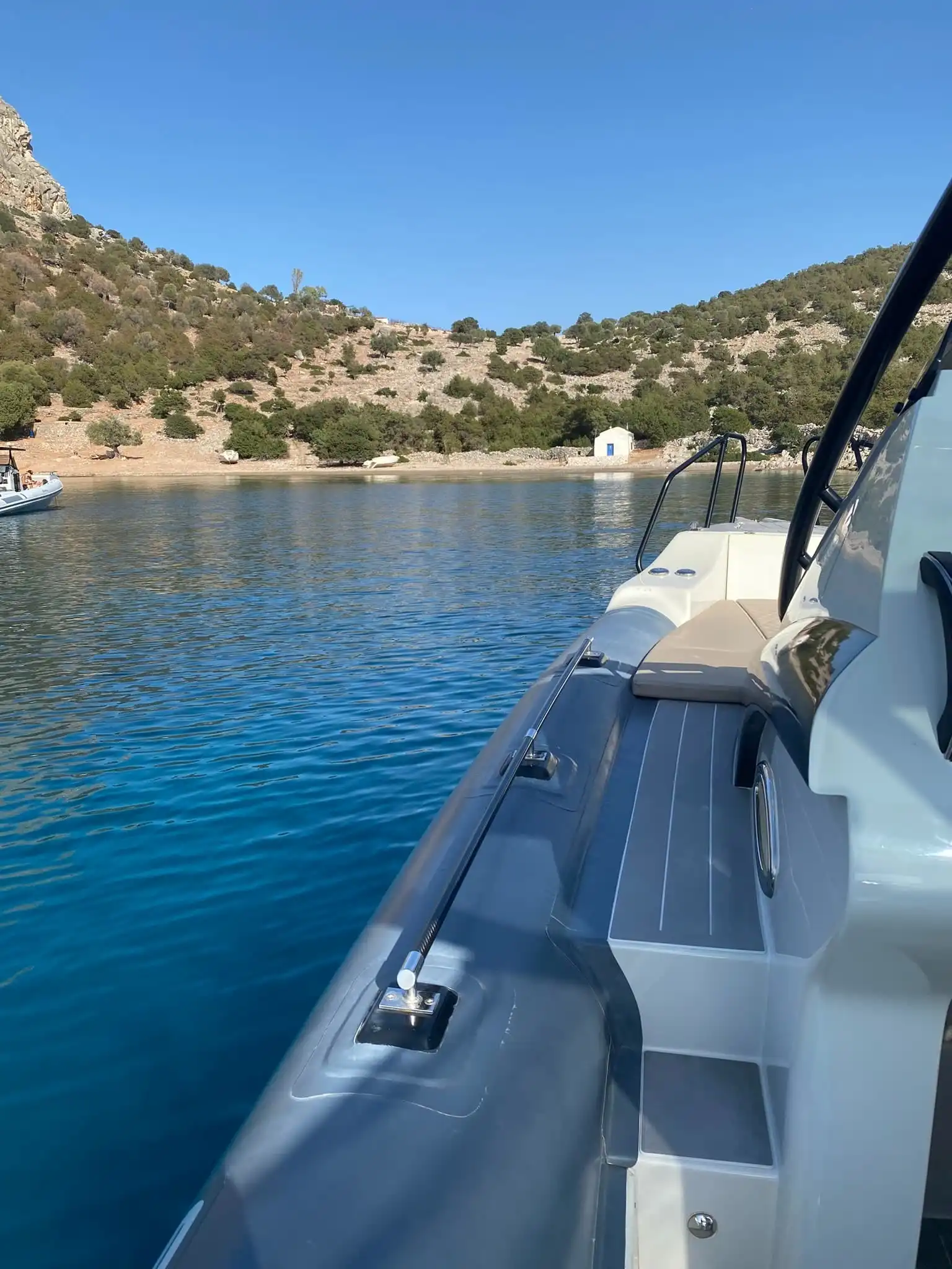 Milos - Polyaigos - Kimolos